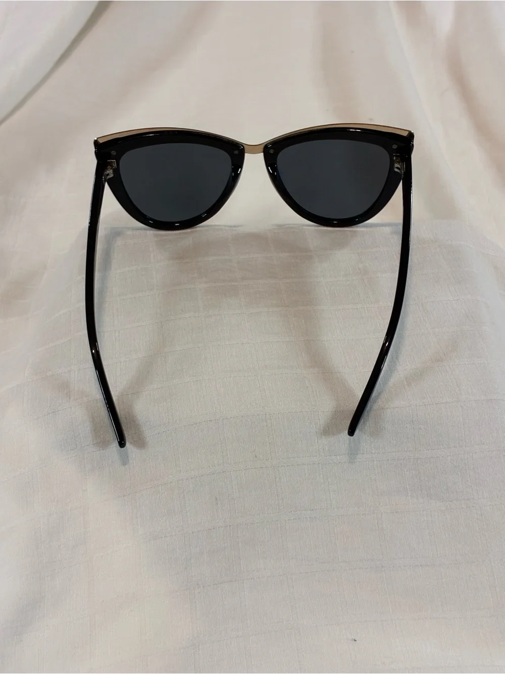 Prive’ Revaux Women's Black & Gold Cat Eye Sunglasses